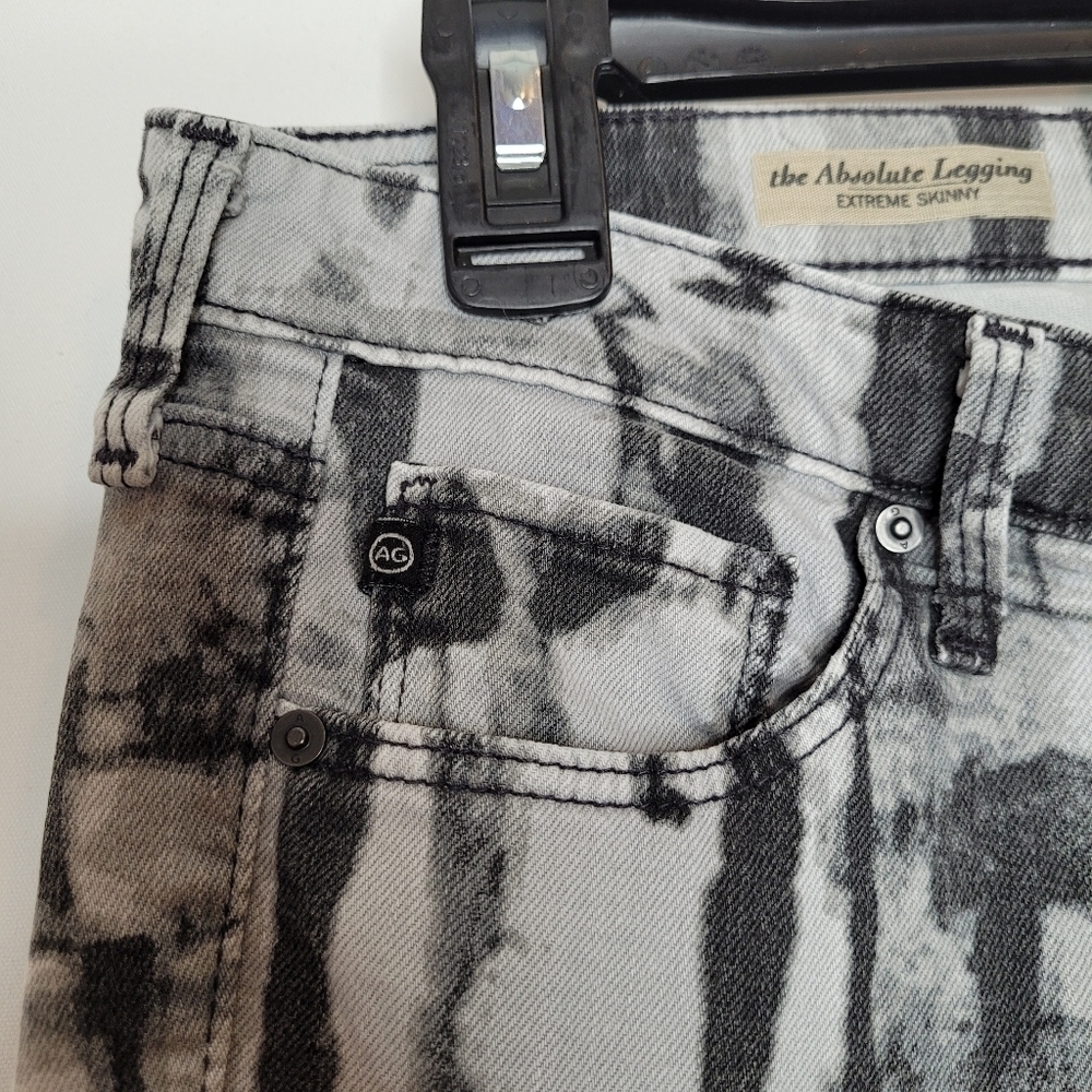 AG The Absolute Legging Jeans in Gray - Picture 9 of 14